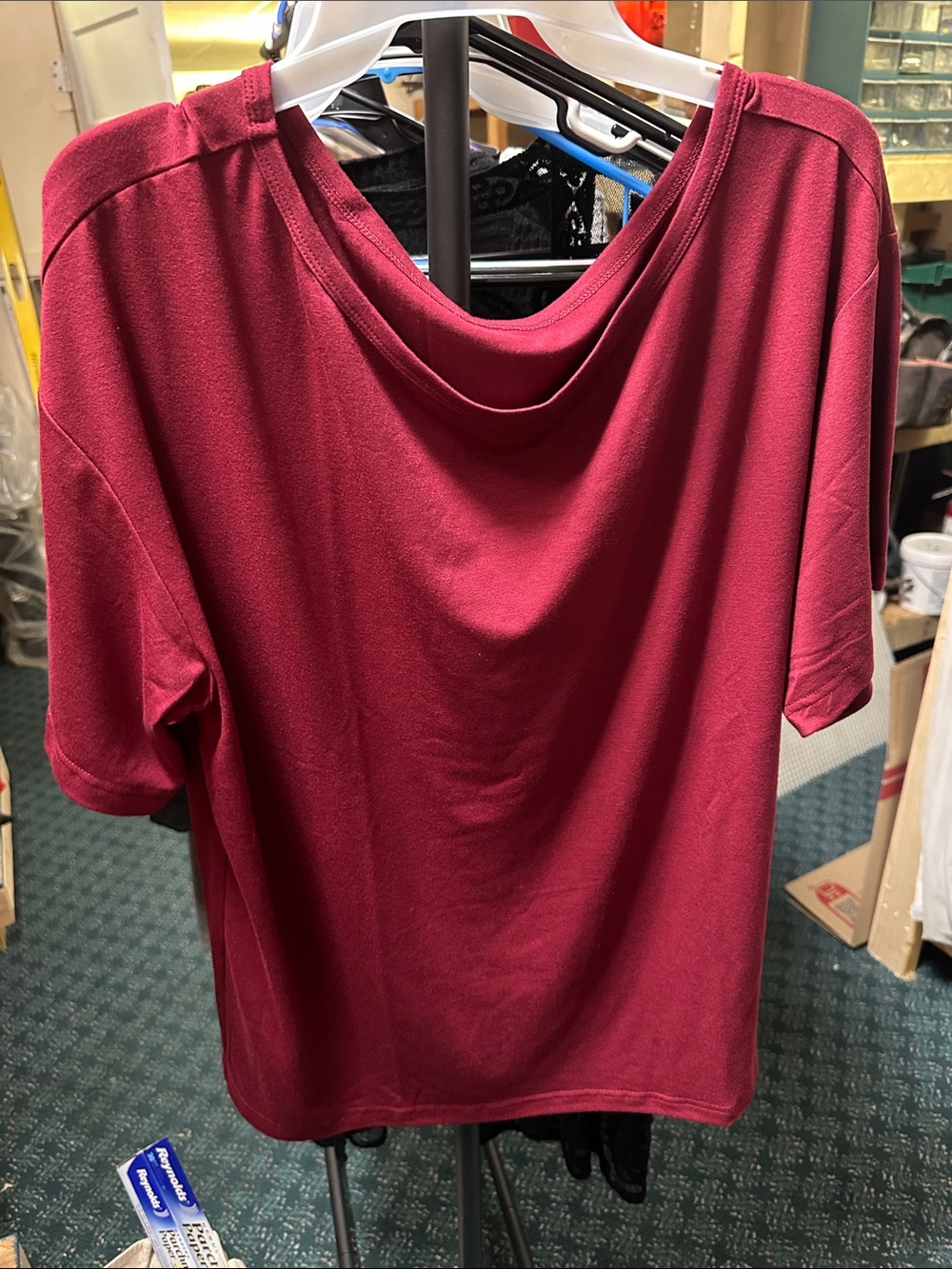 💐Women's Draped Neck Short Sleeve Top in Wine